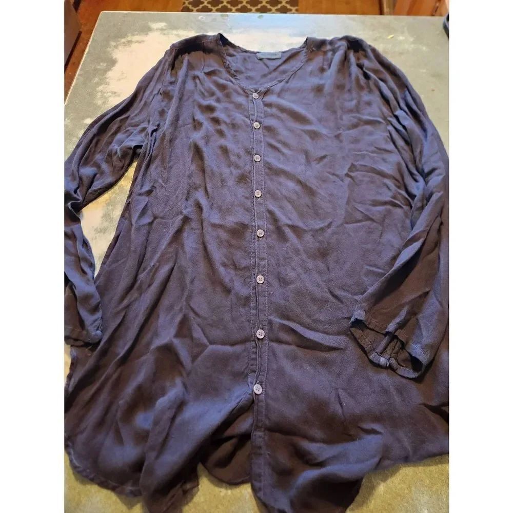 CP Shades blue button front rayon top sz Small